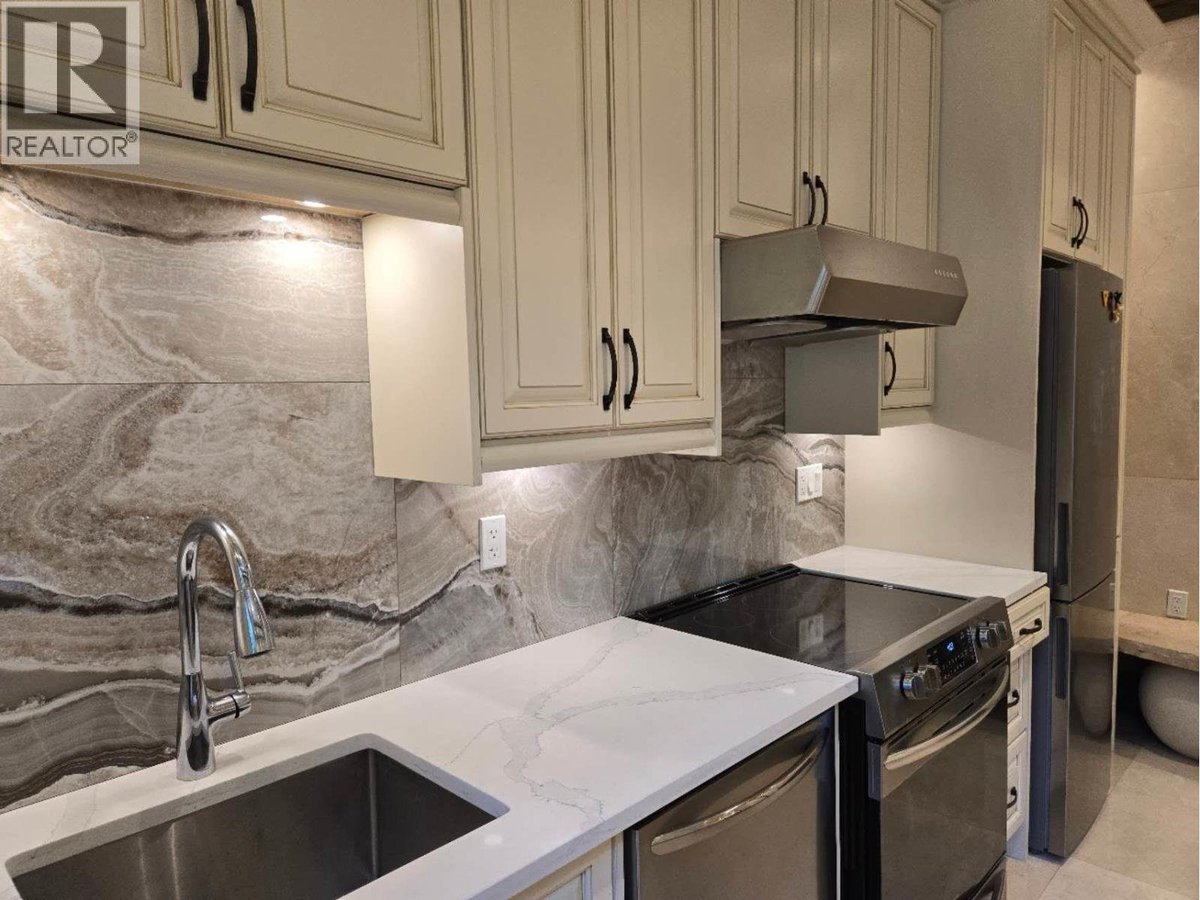 Suite 3431 LAMOND AVENUE - Photo 9