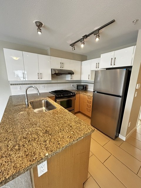 6800 Eckersley Road - Photo 7