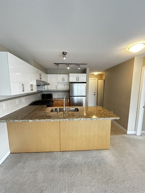 6800 Eckersley Road - Photo 8