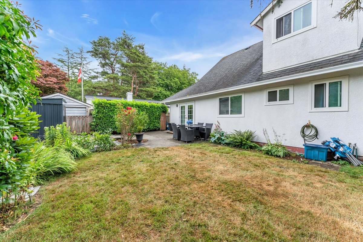 9231 Ryan Crescent - Photo 18