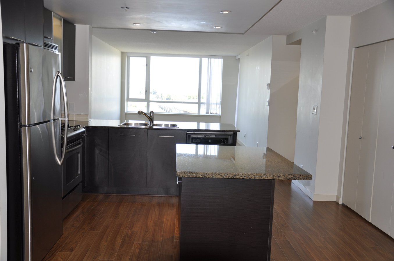 3111 Corvette Way - Photo 5