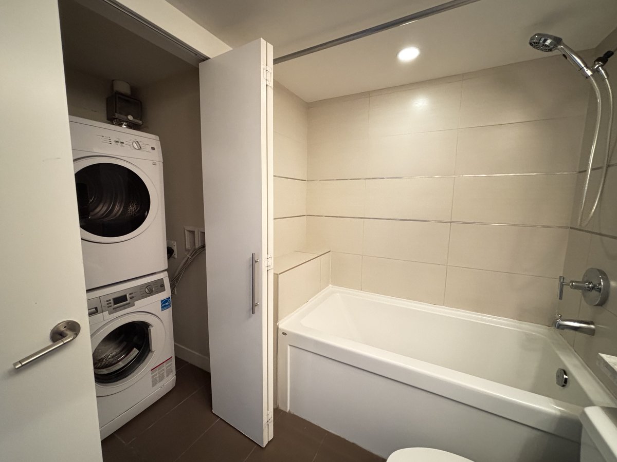 6733 Buswell Street - Photo 9