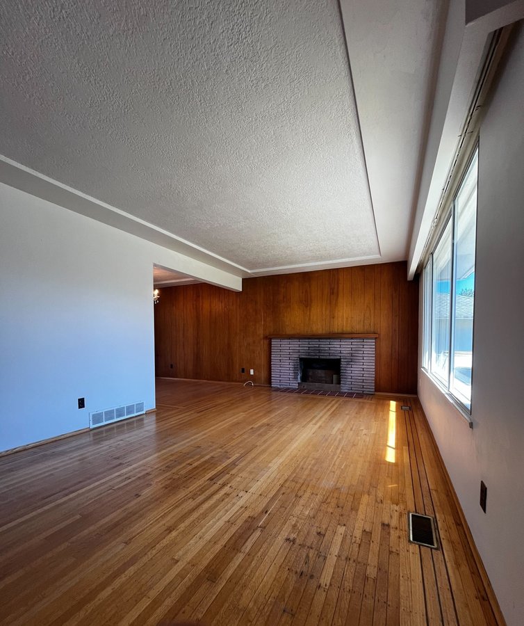 3591 Ullsmore Avenue - Photo 5