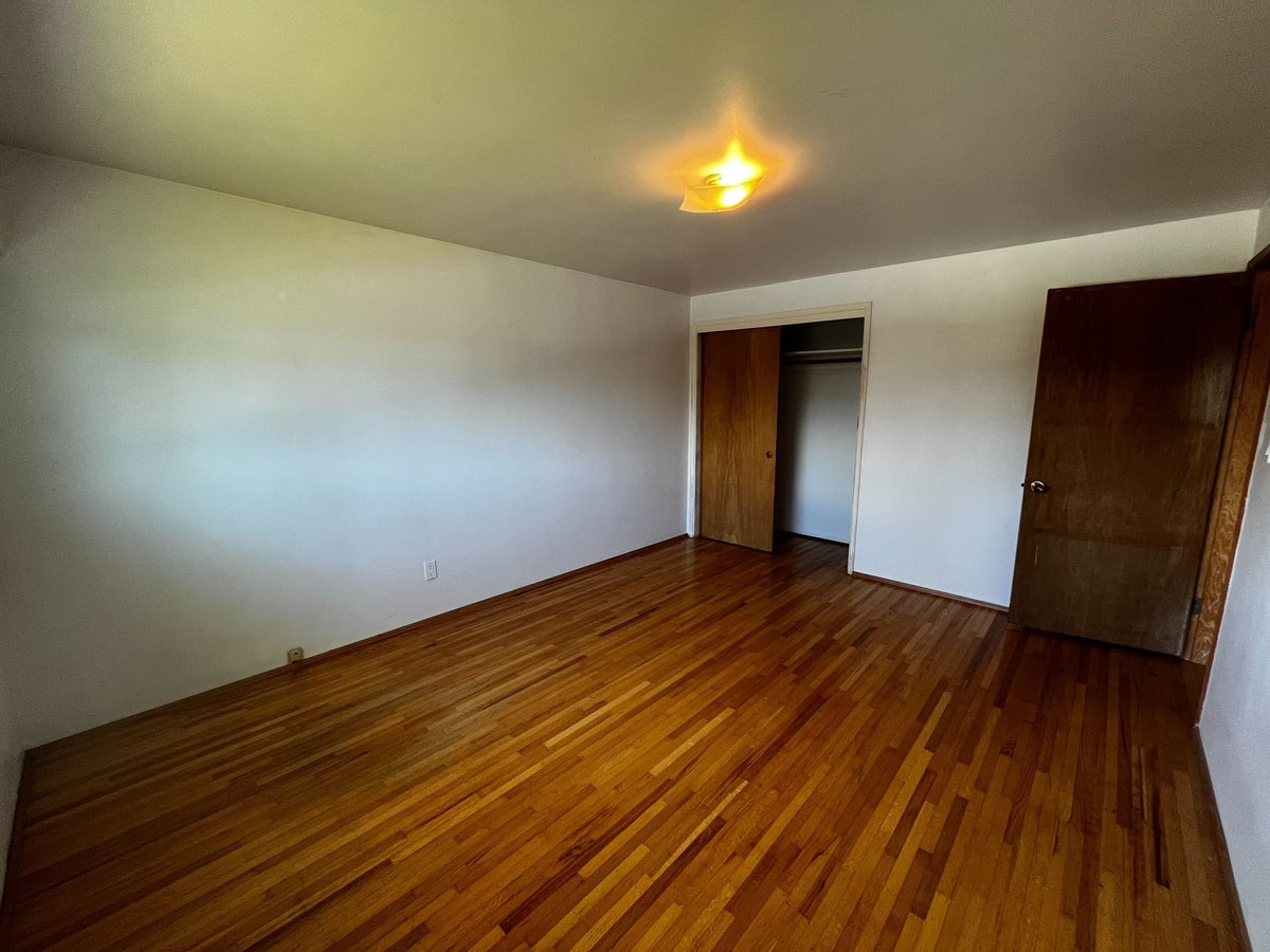 3591 Ullsmore Avenue - Photo 13