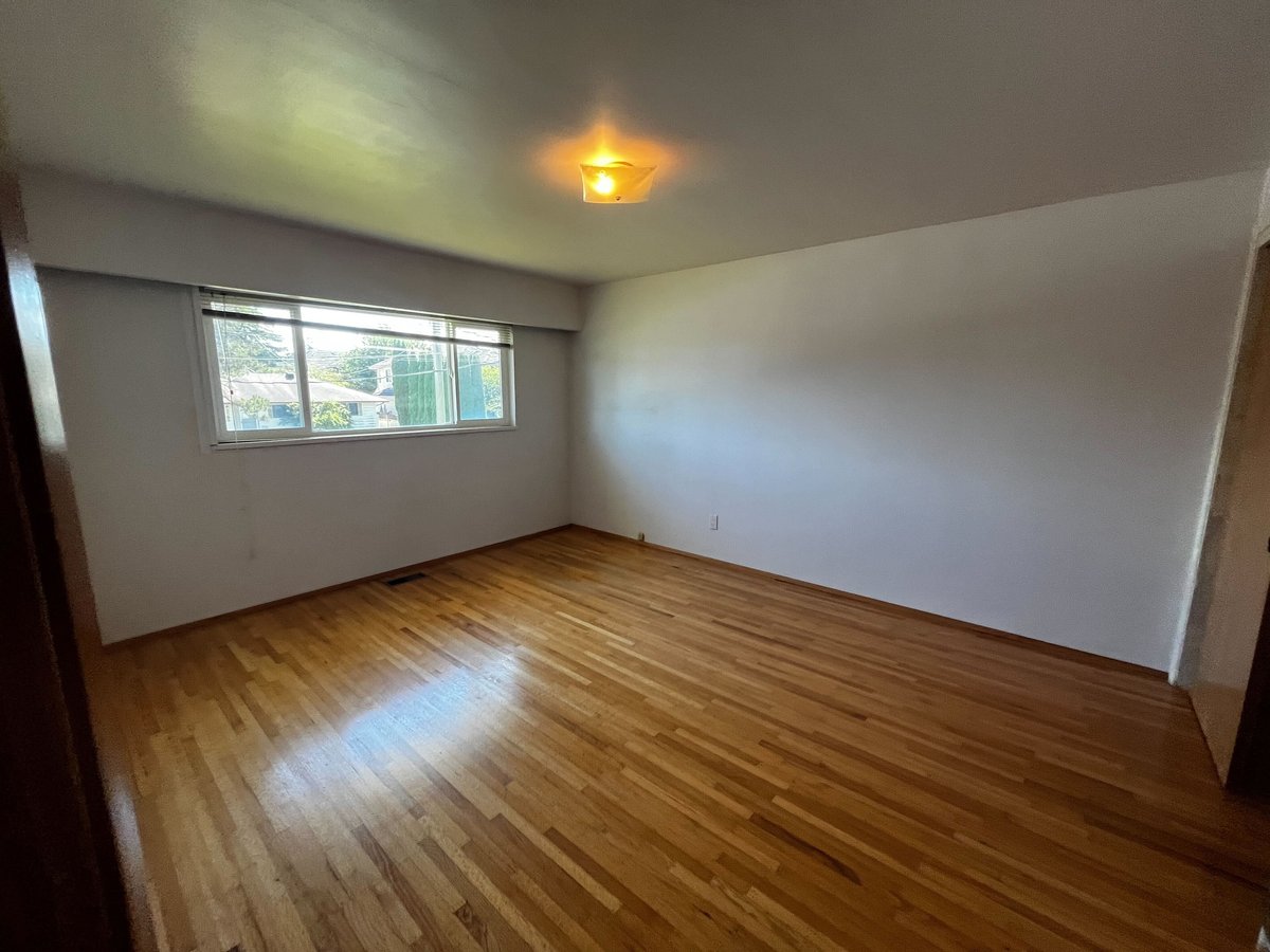 3591 Ullsmore Avenue - Photo 12