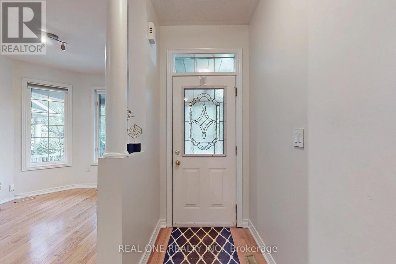 19 LONGWOOD AVENUE S - Photo 5