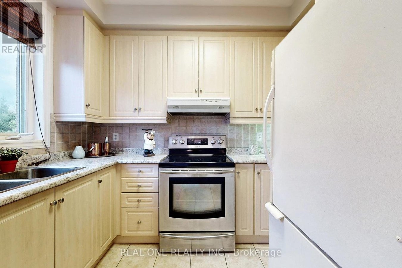 19 LONGWOOD AVENUE S - Photo 10