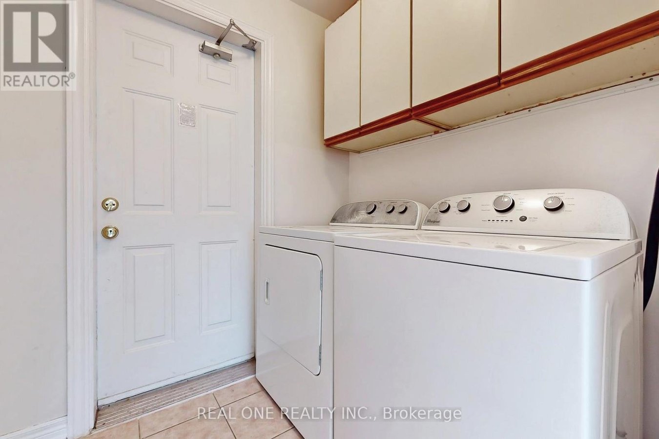 19 LONGWOOD AVENUE S - Photo 14