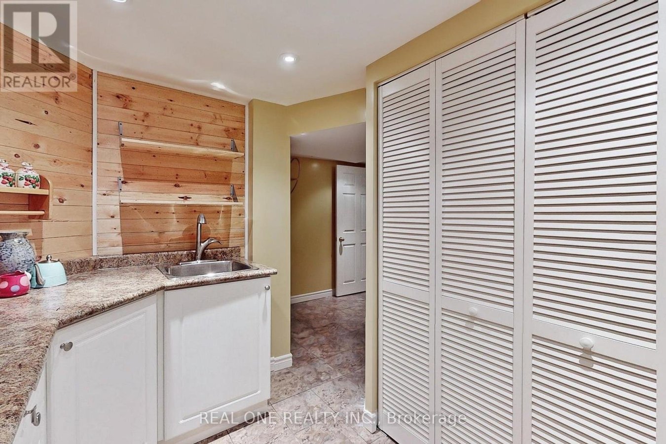 19 LONGWOOD AVENUE S - Photo 33