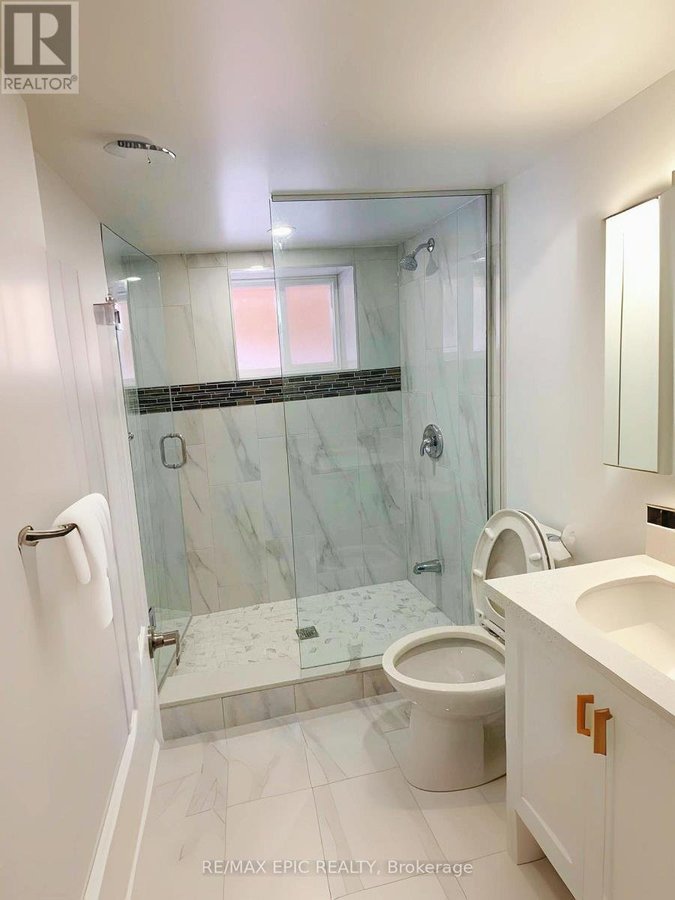 38 GROVER HILL BSMT AVENUE - Photo 8