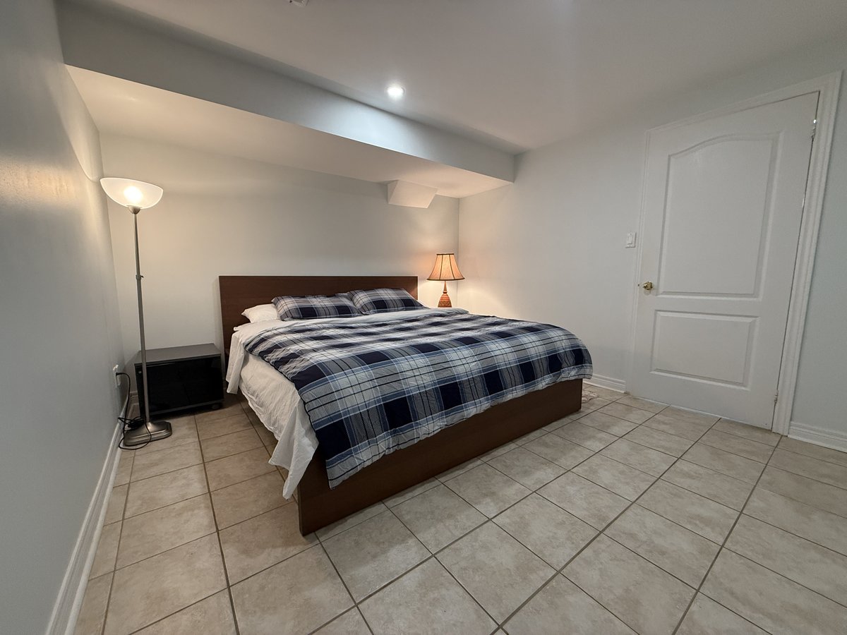 4 Aladdin Crescent - Photo 10