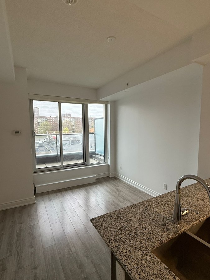 9618 Yonge Street - Photo 3