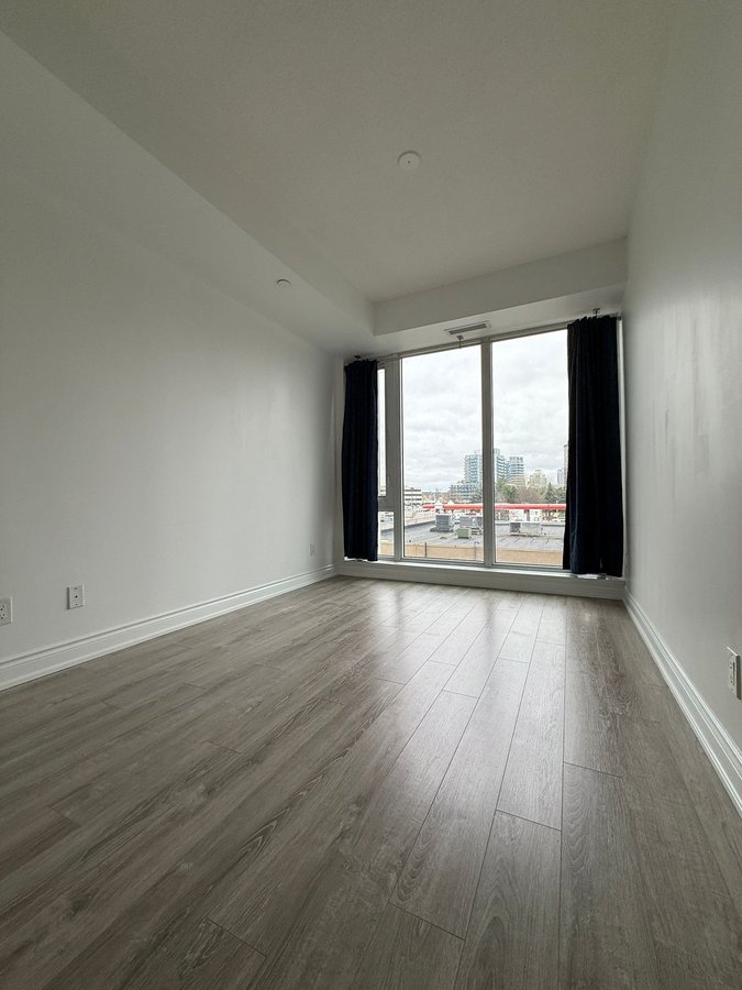 9618 Yonge Street - Photo 8