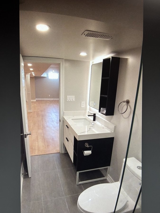 240 Bantry Avenue - Photo 7
