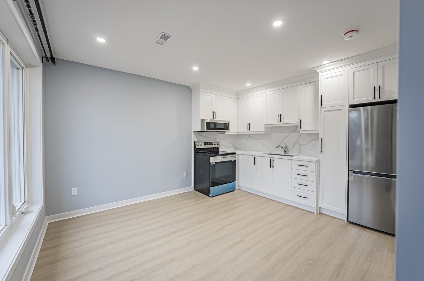 250 Beechy Drive - Photo 4