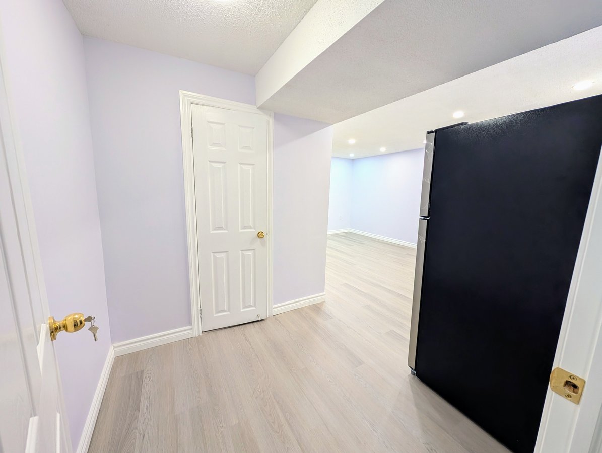 165 Kersey Crescent - Photo 2