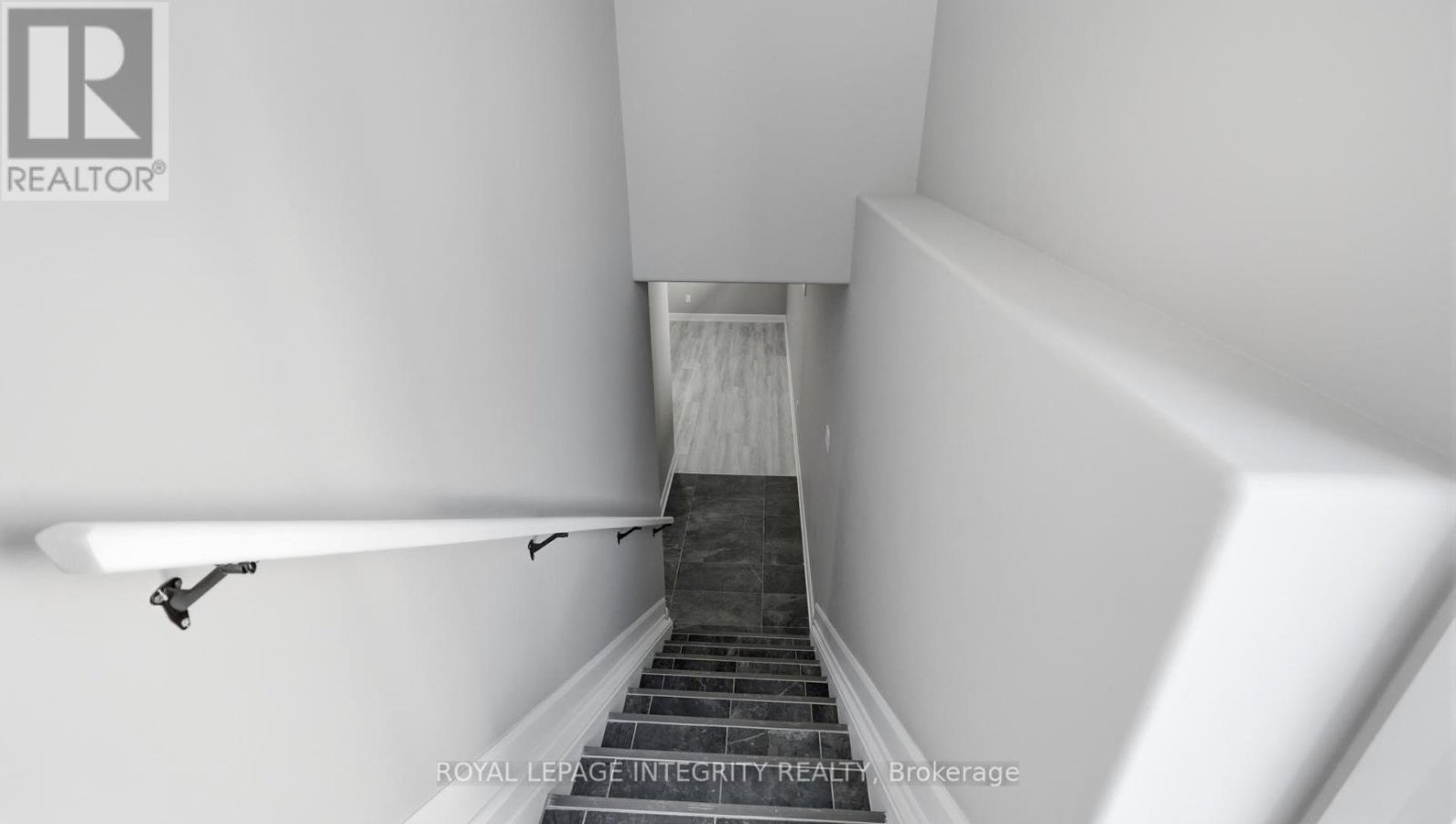 A - 1229 MONTBLAC CRESCENT - Photo 2