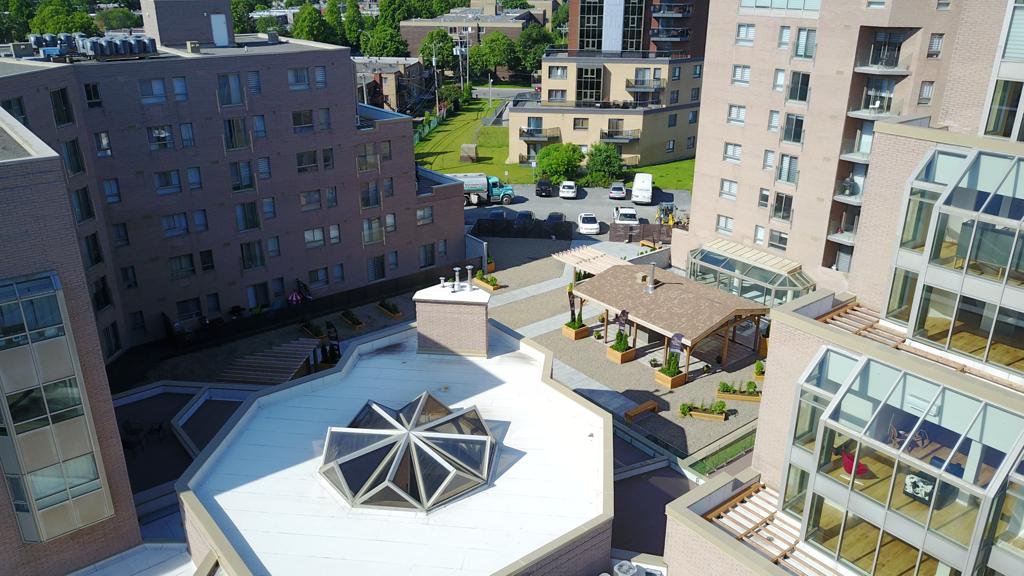 1300 Boulevard Alexis-Nihon - Photo 2