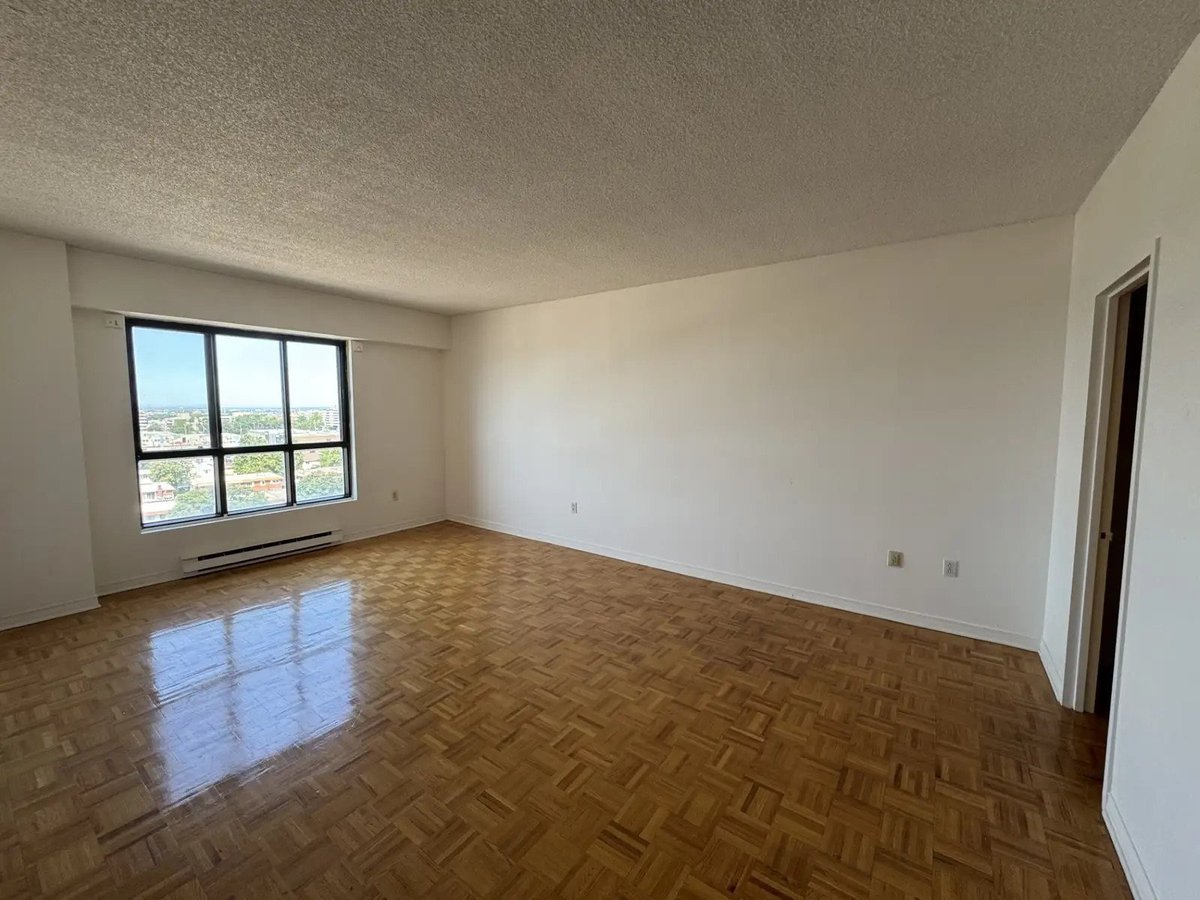 6060 Rue Jean-Talon Est - Photo 2