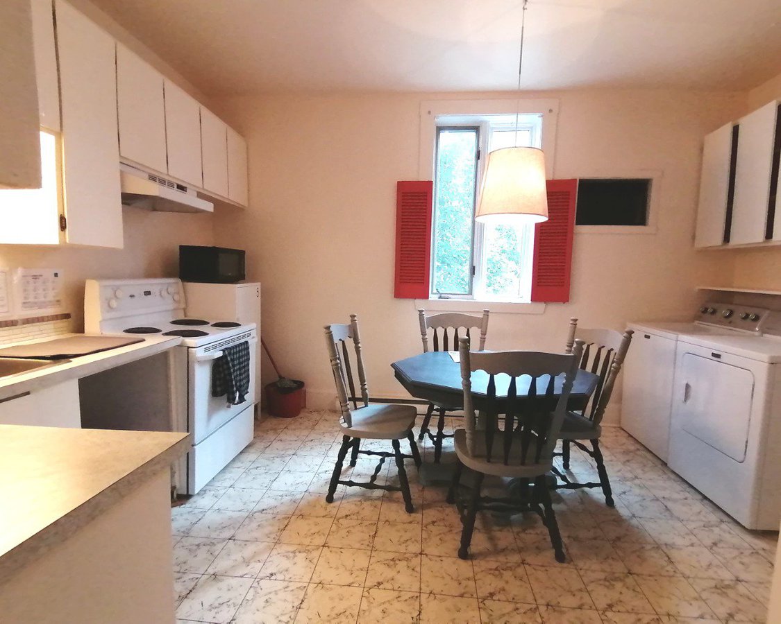 Private room furnished with fully equipped kitchen - Photo 10
