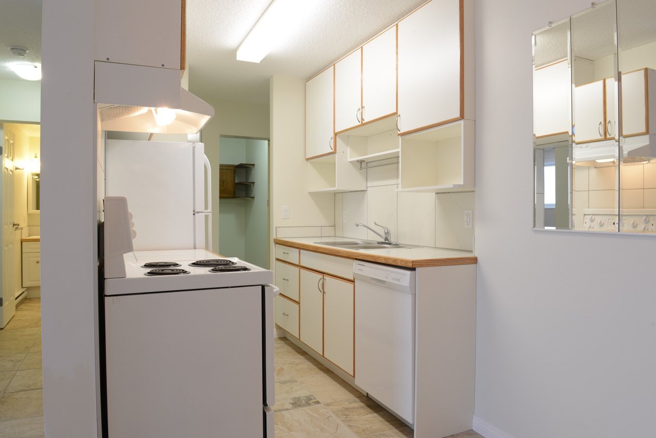 620 6th Street Northeast, Salmon Arm, BC - Apartment for rent