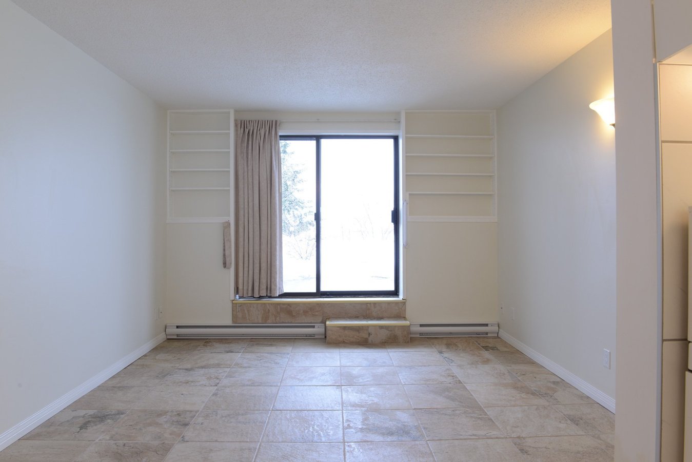 620 6th Street Northeast, Salmon Arm, BC - Apartment for rent