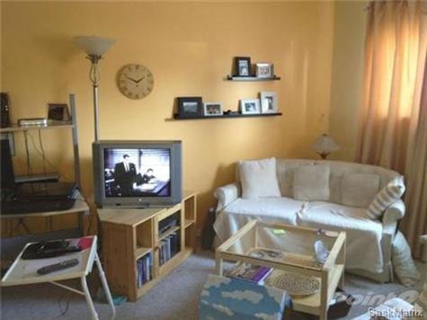 906 Argyle Avenue - Photo 2