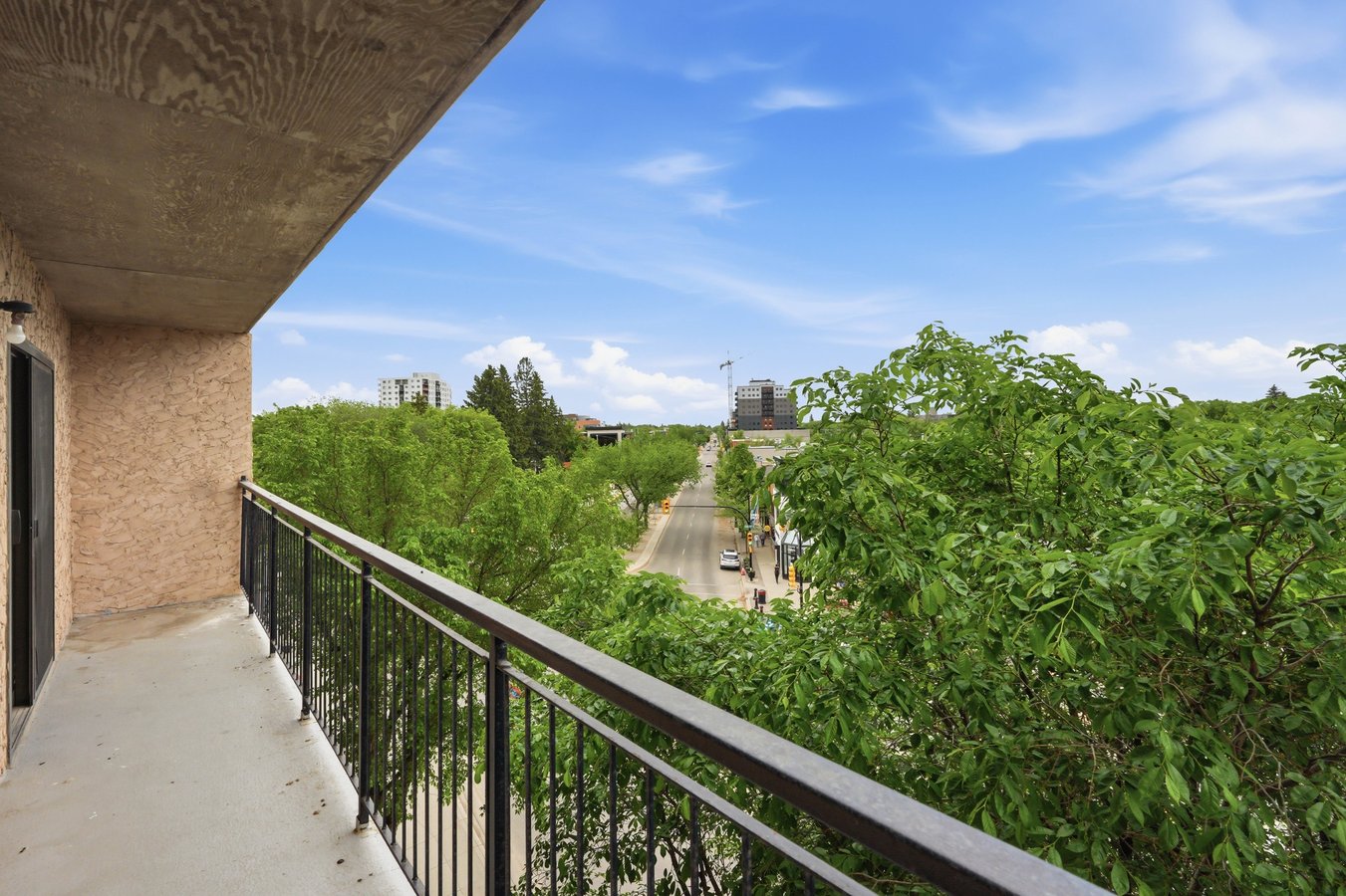 611 University Drive - Photo 11