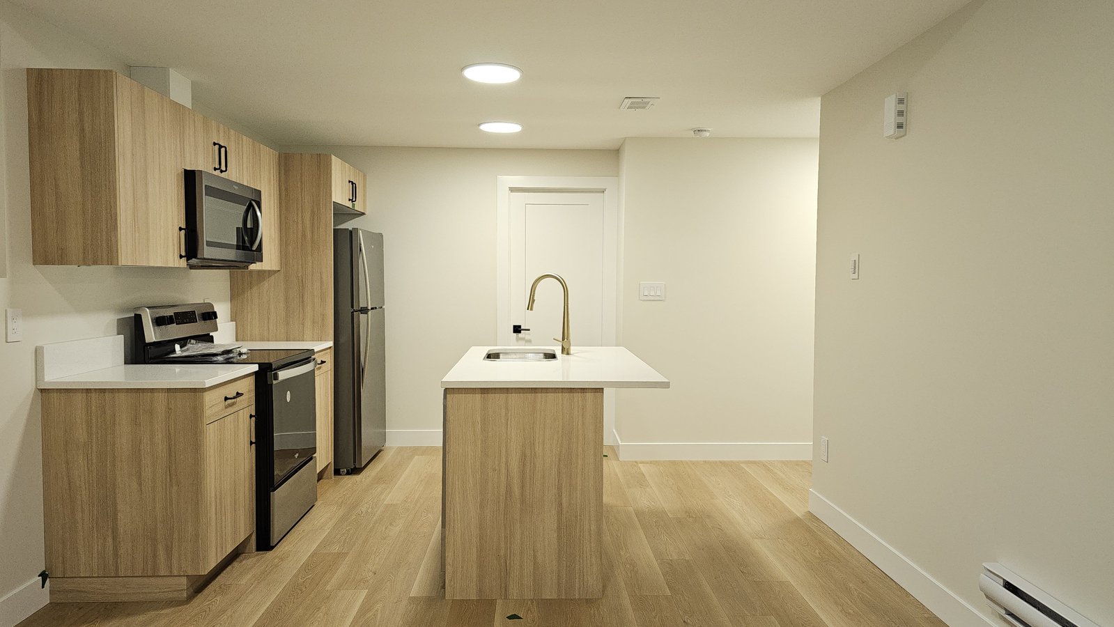 102 Haverstock Crescent - Photo 7