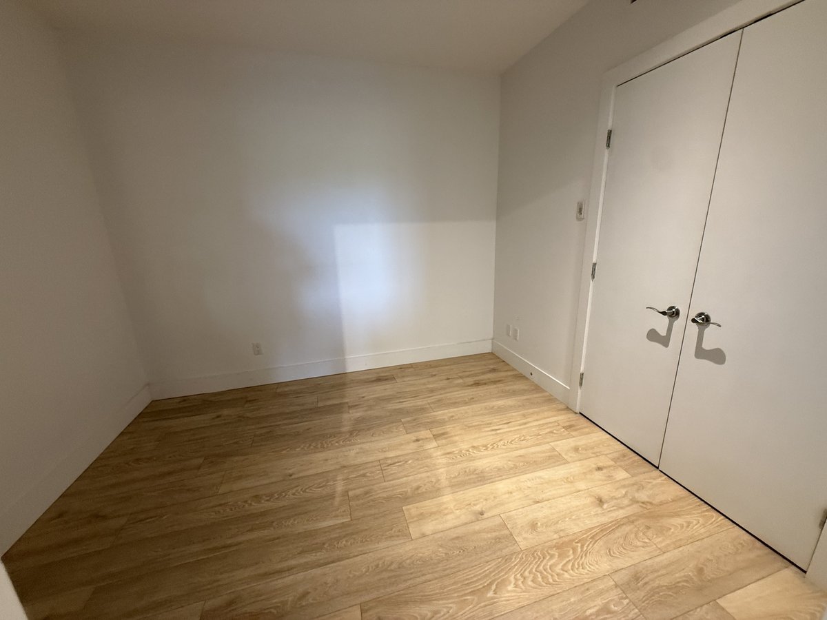 409 Avenue B South - Photo 4