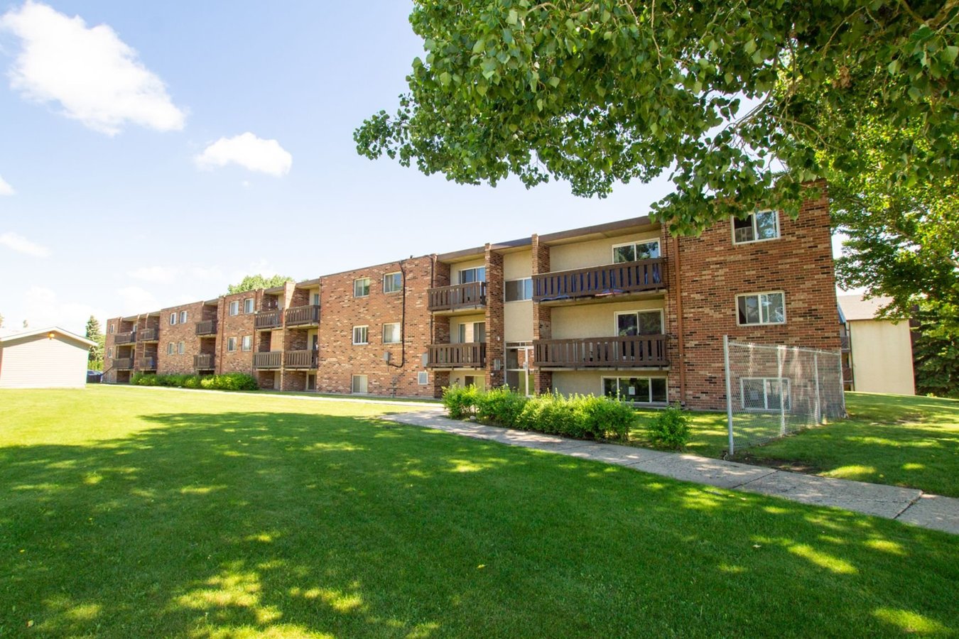 Rentals.ca ) Pacific Heights Saskatoon Apartments, Condos and Houses