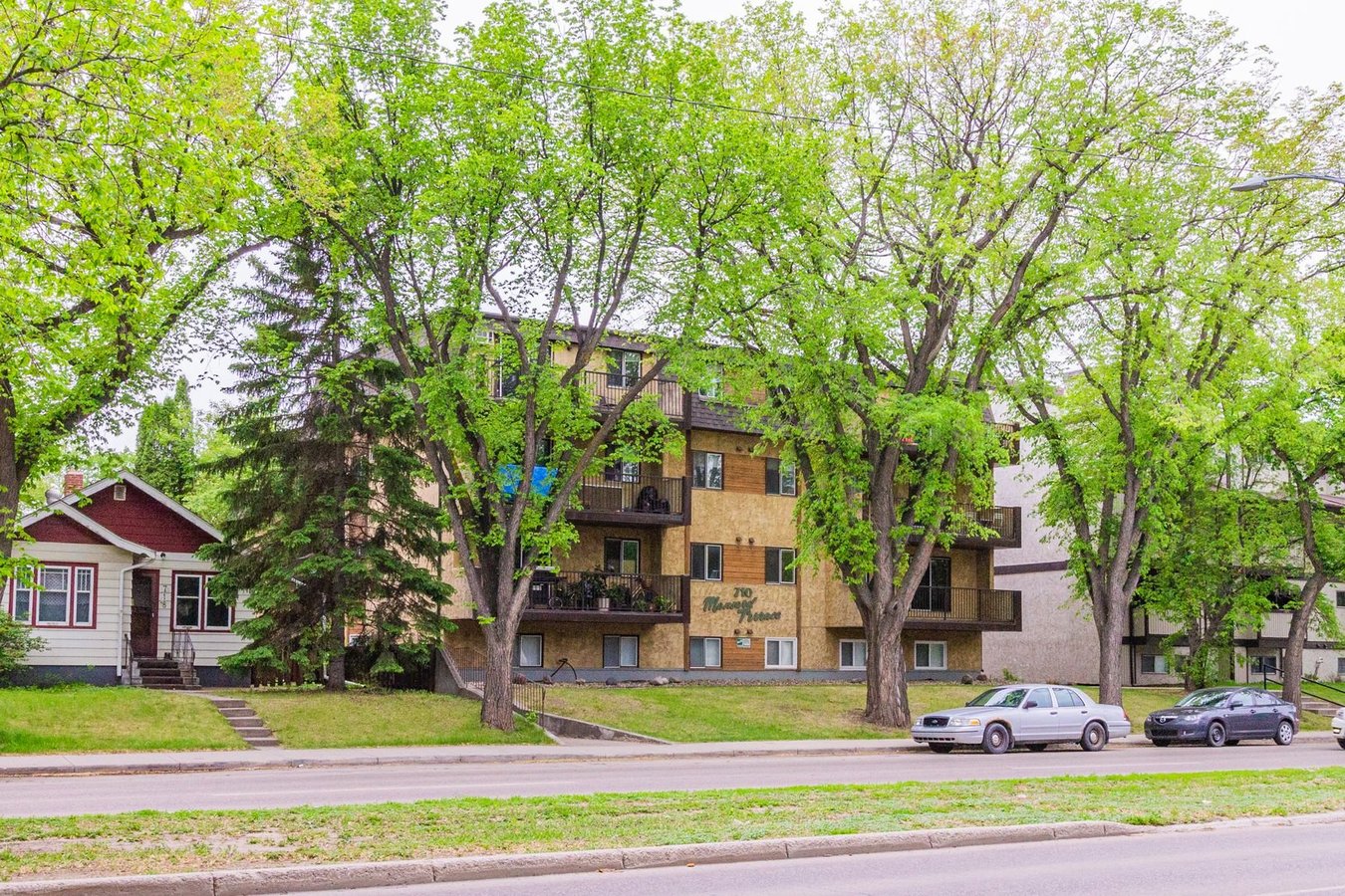 Saskatoon 1 Bedroom Apartments Condos and Houses for Rent