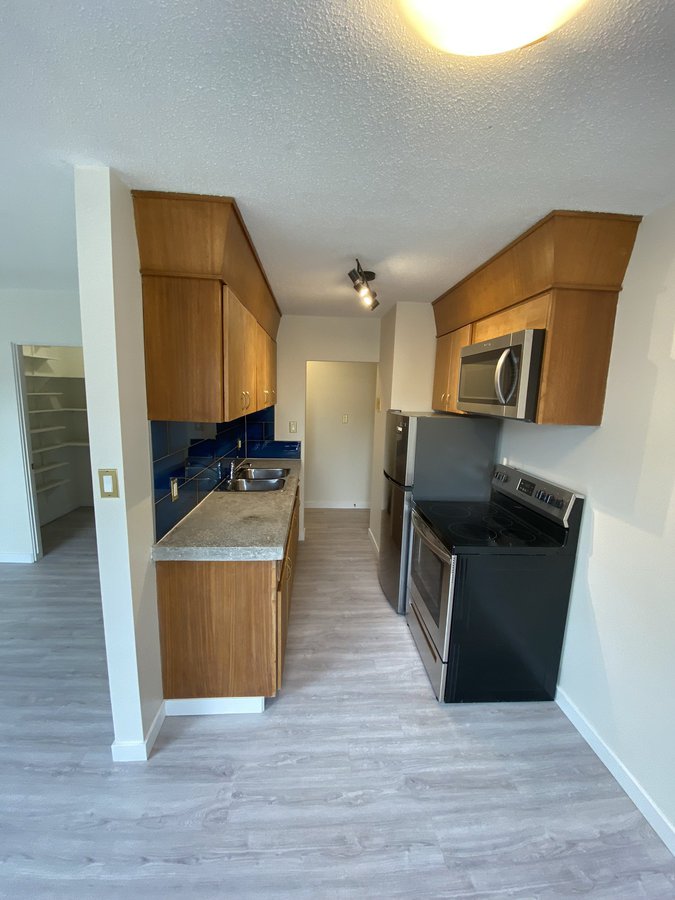 514 12 Street East - Photo 23