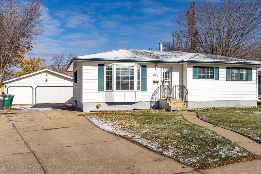 Saskatoon SK Houses and Condos for Rent