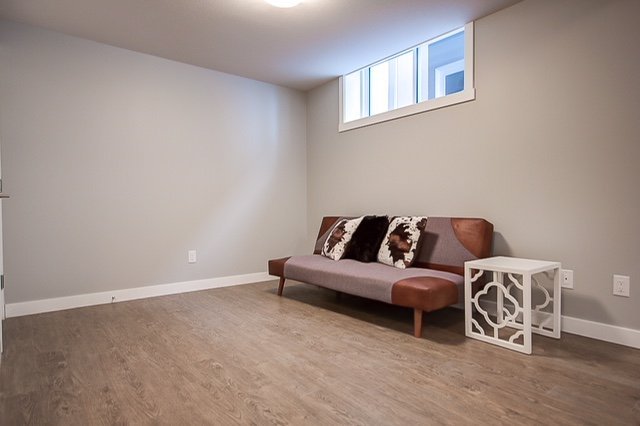 315 Fast Court - Photo 2