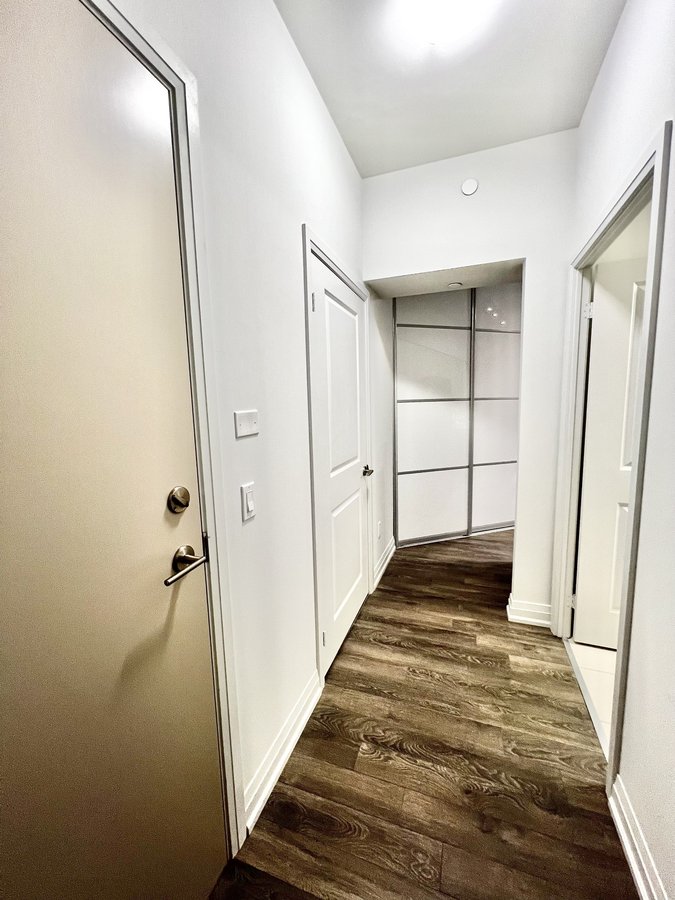 10 Meadowglen Place - Photo 18