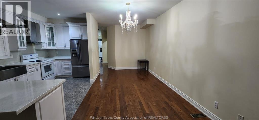 1721 ELLESMERE ROAD Unit# UPPER - Photo 15