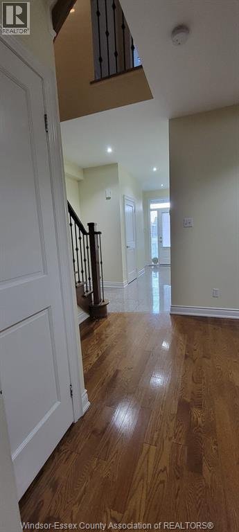 1721 ELLESMERE ROAD Unit# UPPER - Photo 30