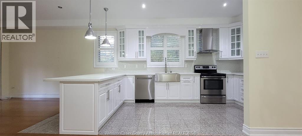 1721 ELLESMERE ROAD Unit# UPPER - Photo 34