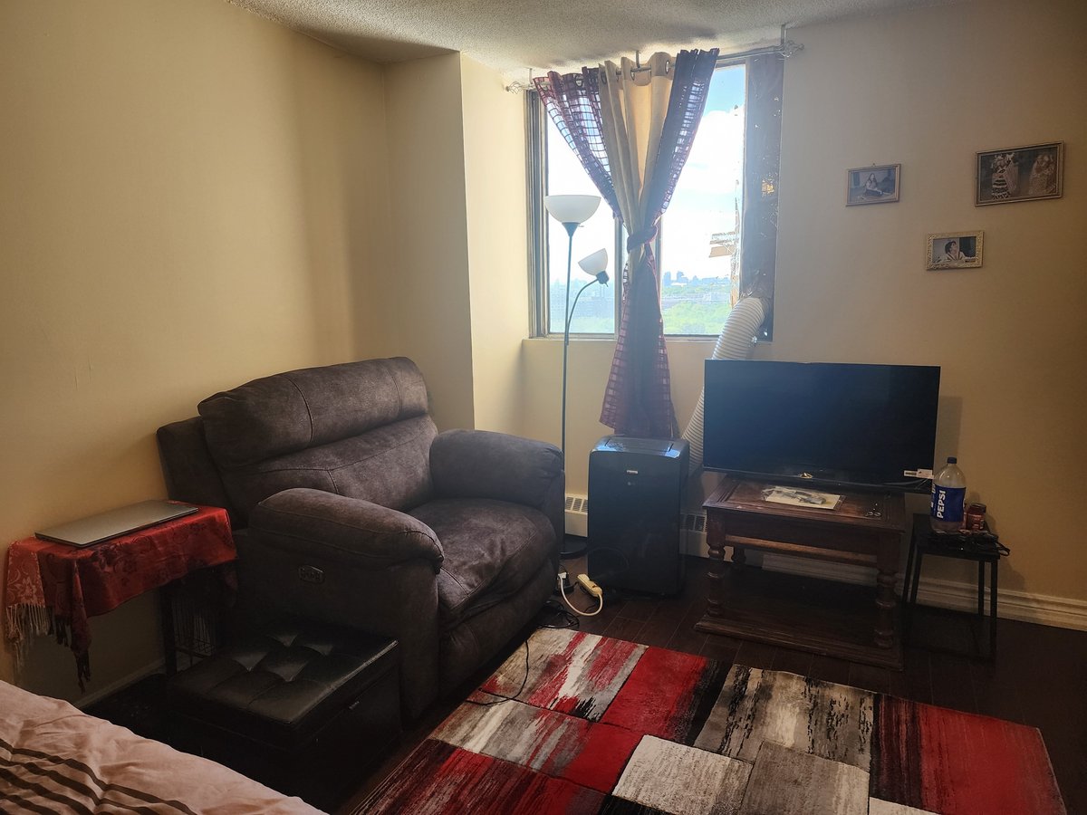 3380 Eglinton Avenue East - Photo 3