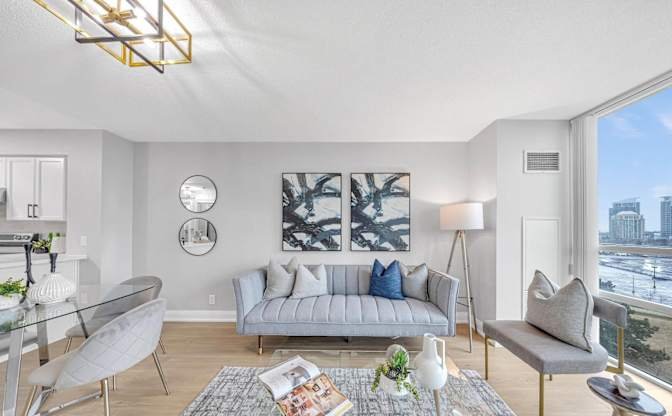 Grangeway Avenue - Photo 2