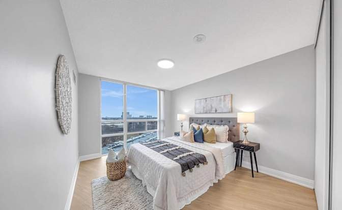 Grangeway Avenue - Photo 8