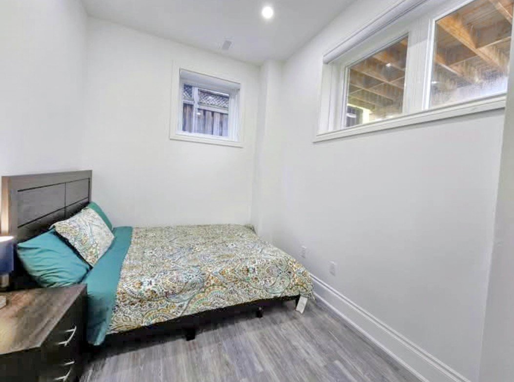 19 Oakridge Drive - Photo 3