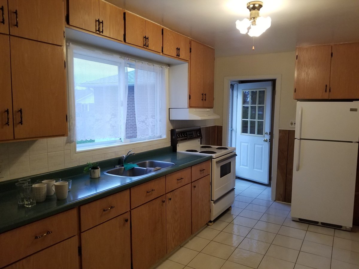65 Kitchener Road - Photo 2
