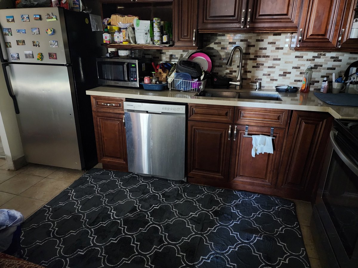 Eglinton Avenue East - Photo 11