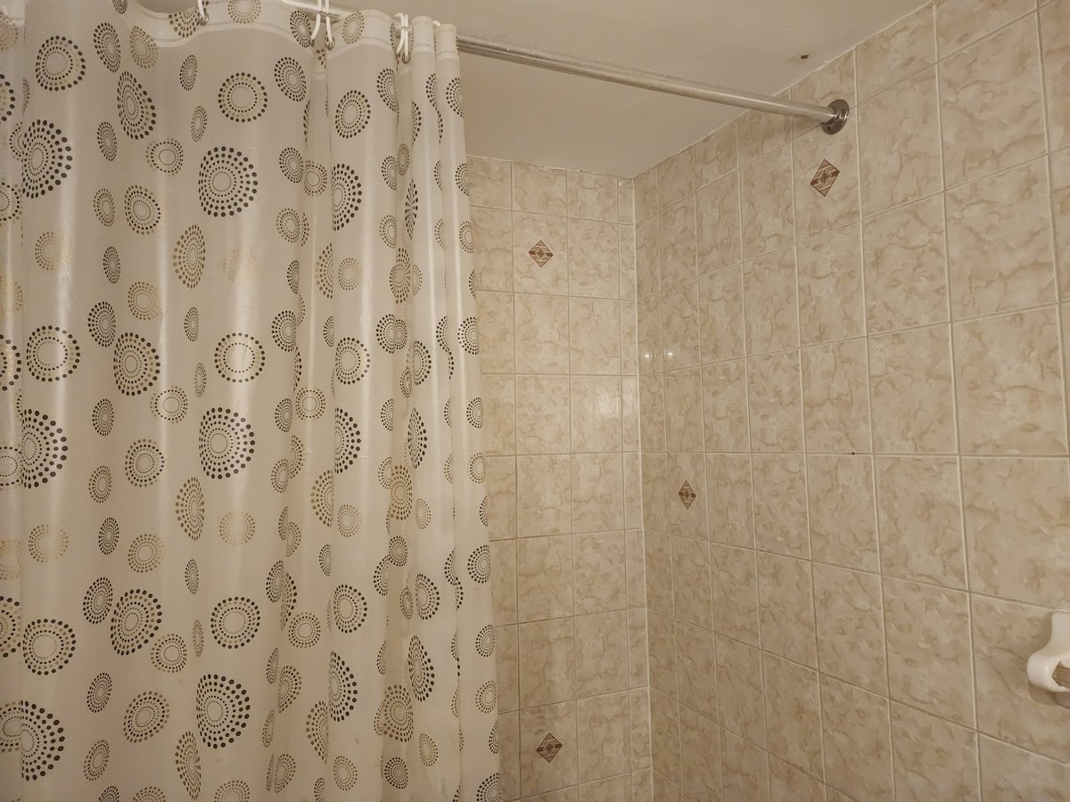 Eglinton Avenue East - Photo 16