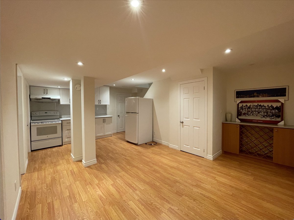 98 Danjohn Crescent - Photo 5