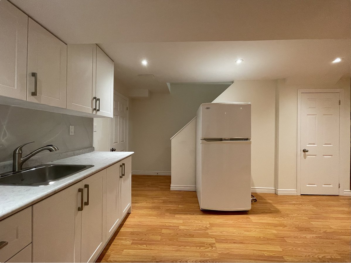 98 Danjohn Crescent - Photo 3