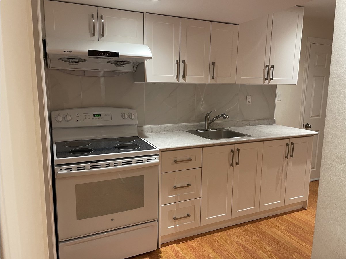 98 Danjohn Crescent - Photo 2