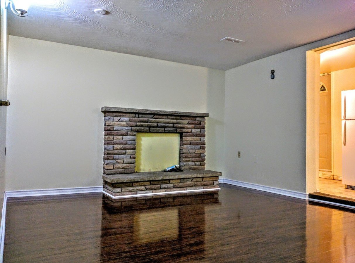19 South Bonnington Avenue - Photo 1